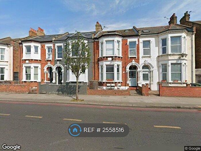 1 Bedroom Flat To Rent In Tooting Bec Road, London, SW17
