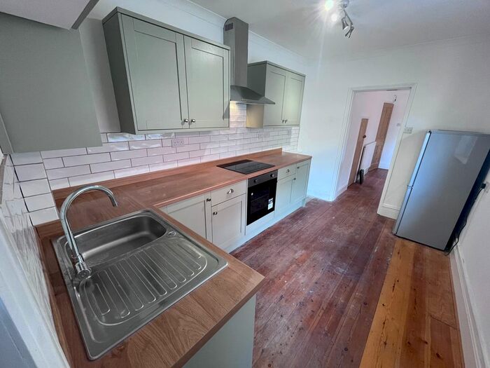 3 Bedroom Property To Rent In Cyril Street West, Taunton, TA2