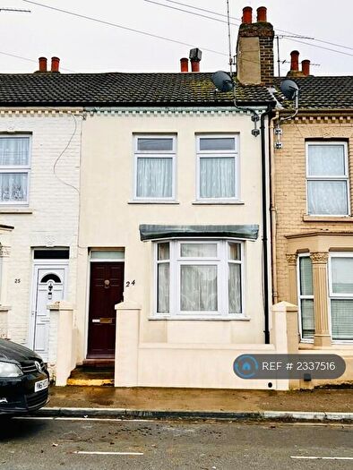 3 Bedroom Terraced House To Rent In Cornwall Road, Gillingham, ME7