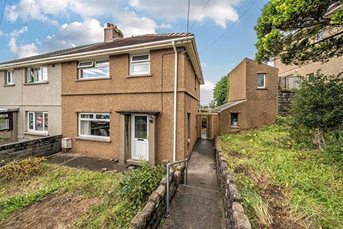 3 Bedroom Semi-Detached House For Sale In Heol Dewi Sant, Penllergaer, Swansea, SA4