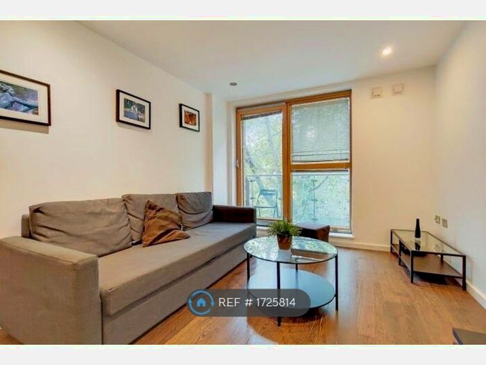 1 Bedroom Flat To Rent In Borough Road, London, SE1