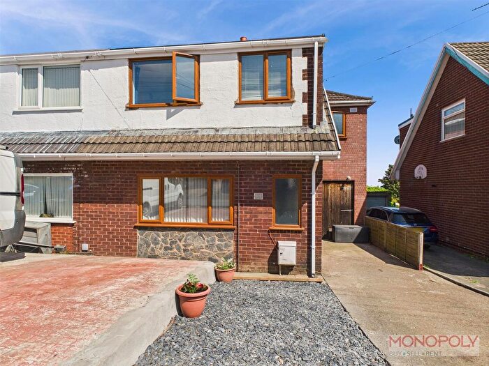 4 Bedroom Semi-Detached House For Sale In Beech Street, Summerhill, Wrexham, LL11