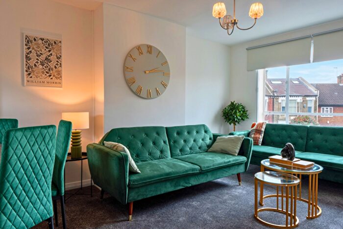 3 Bedroom Flat For Sale In Pavilion Chambers, Lavender Hill, Clapham, SW11
