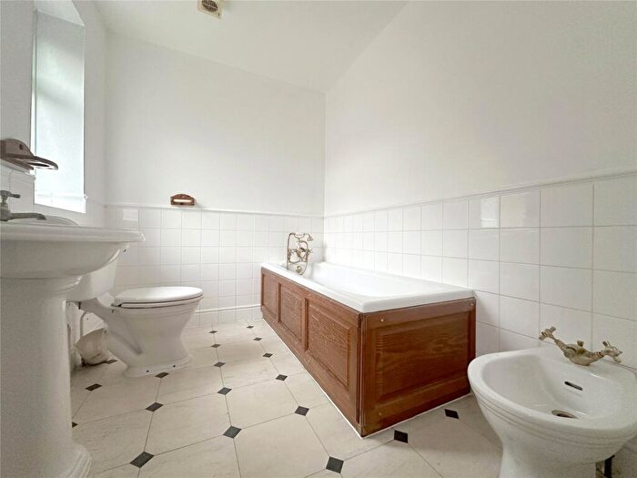 2 Bedroom Apartment To Rent In Lower Argyll Road, Duryard, Exeter, EX4