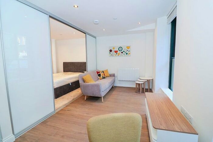 1 Bedroom Flat To Rent In Fully Furnished, Albion House BD1