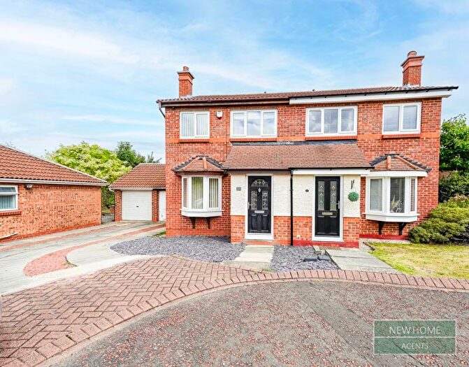 3 Bedroom Semi-Detached House For Sale In The Birches, Coulby Newham, Middlesbrough, TS8