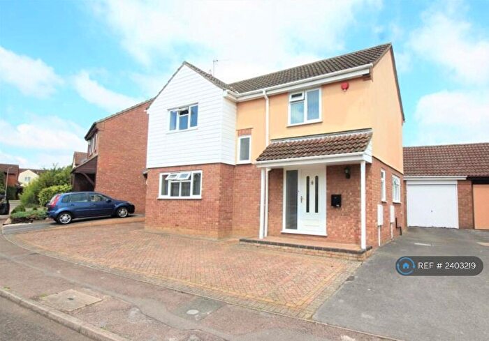 4 Bedroom Detached House To Rent In Trafalgar Avenue, Bletchley, Milton Keynes, MK3
