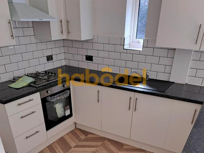 3 Bedroom Semi-Detached House To Rent In Brunswick Avenue, Horwich, Bolton, BL6