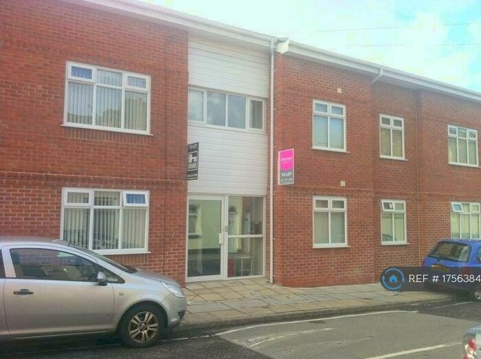 2 Bedroom Flat To Rent In Goschen Street, Old Swan, Liverpool, L13