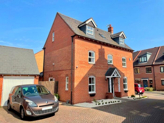 5 Bedroom Detached House To Rent In Glendurgan Court, Westcroft, MK4