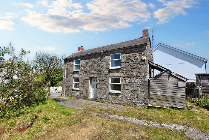 3 Bedroom Cottage For Sale In Redruth Highway, Redruth, TR15