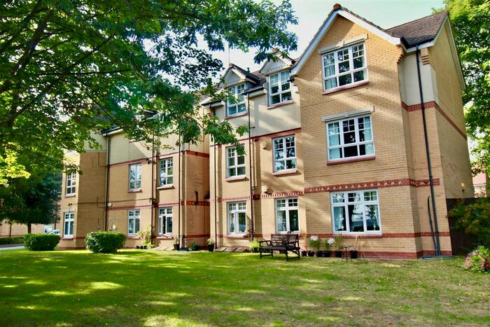 3 Bedroom Flat To Rent In St. Marys Close, Hessle, HU13