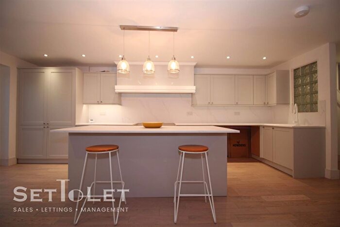 3 Bedroom Property To Rent In Leicester Road, Thurcaston, Leicester, LE7