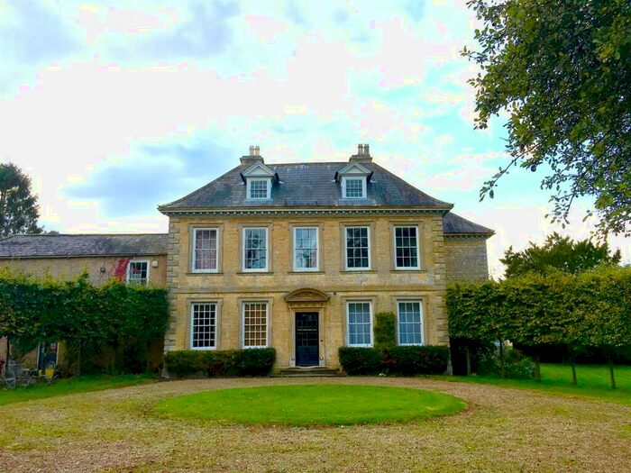 2 Bedroom House To Rent In Fulbeck, Lincolnshire, NG32