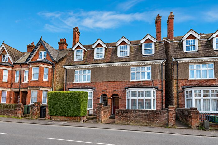 Studio To Rent In York Road, Guildford, GU1