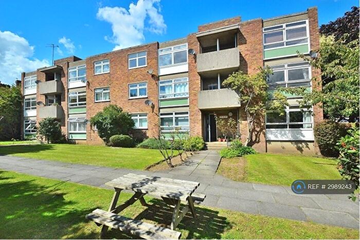 1 Bedroom Flat To Rent In Lingfield Avenue, Dartford, DA2