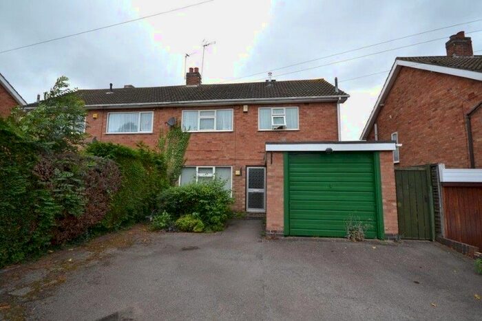 3 Bedroom Semi-Detached House To Rent In Shrewsbury Avenue, West Knighton, Leicester LE2