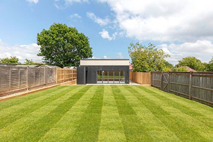4 Bedroom Detached House For Sale In North Road, Haywards Heath, RH16