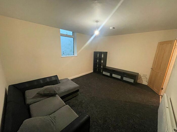 1 Bedroom Terraced House To Rent In Star Cottage, Luptons Buildings, Tong Road, Leeds, LS12