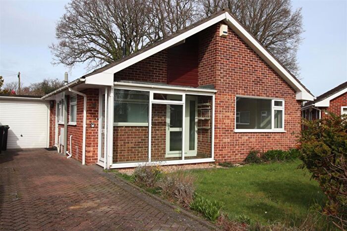 2 Bedroom Detached Bungalow To Rent In St Just Close, Ferndown, BH22