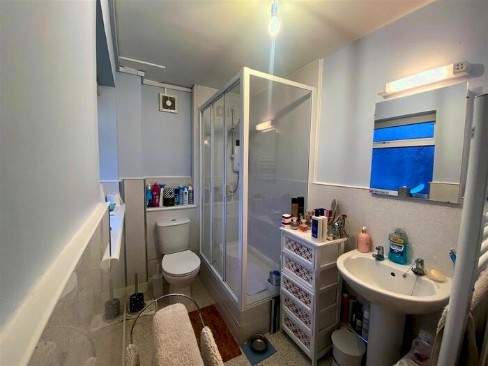 2 Bedroom Maisonette To Rent In Hendingham Close, Tuffley, Gloucester GL4