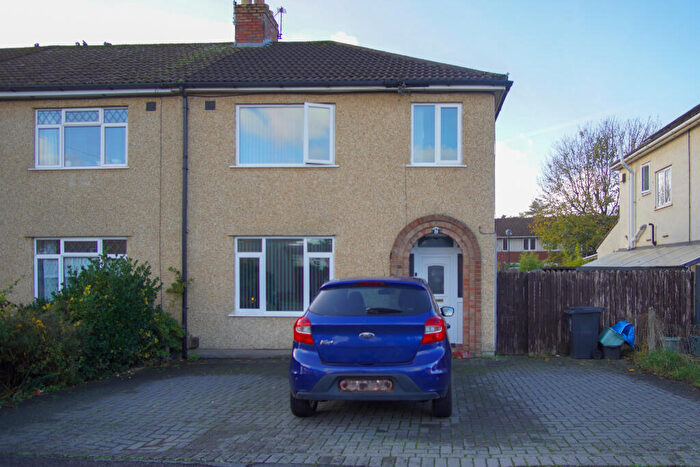 4 Bedroom Property To Rent In Claverham Road, Fishponds, BS16