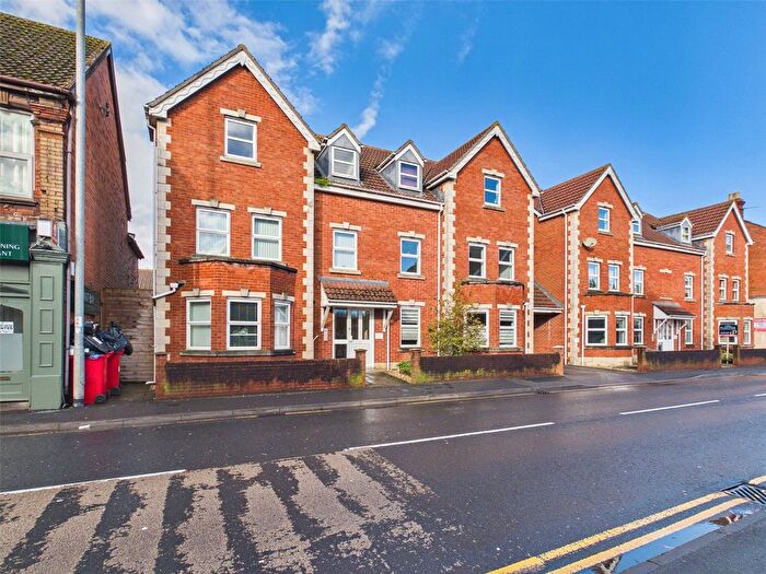 2 Bedroom Flat For Sale In Church Street, Highbridge, Somerset, TA9