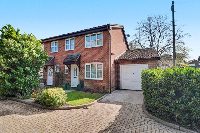 3 Bedroom House For Sale In Channels Farm Road, Southampton, SO16