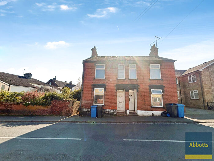 6 Bedroom House To Rent In Station Street, Ipswich, IP2