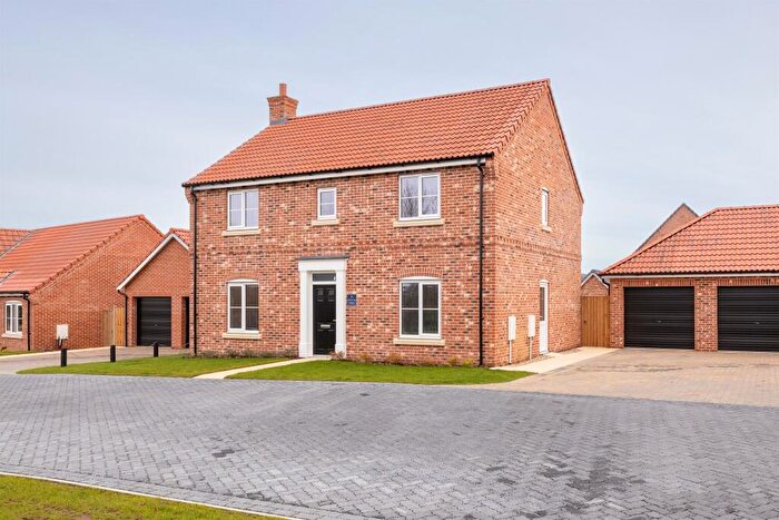 4 Bedroom Detached House For Sale In Jubilee Way, Wrentham, Beccles, NR34