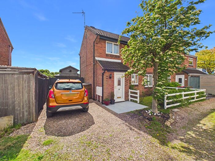 2 Bedroom Semi Detached House For Sale In Spa Close, Sutton In Ashfield, Nottinghamshire, NG17