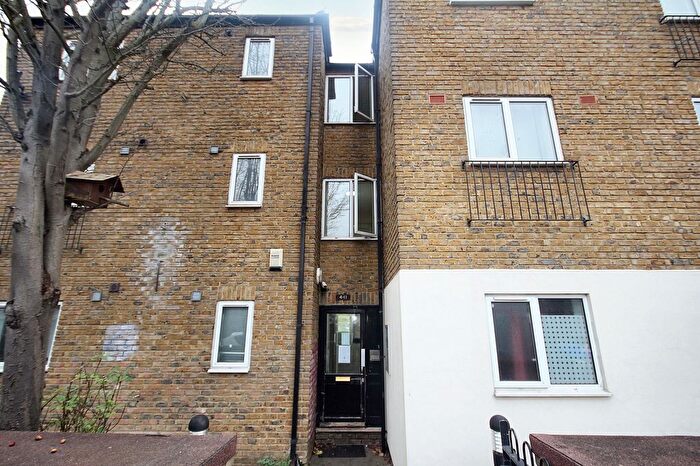 1 Bedroom Flat To Rent In Copthorne Mews, Hayes, UB3
