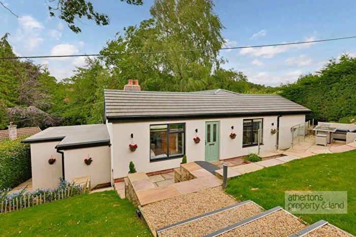 3 Bedroom Detached House For Sale In The Dene, Hurst Green, BB7
