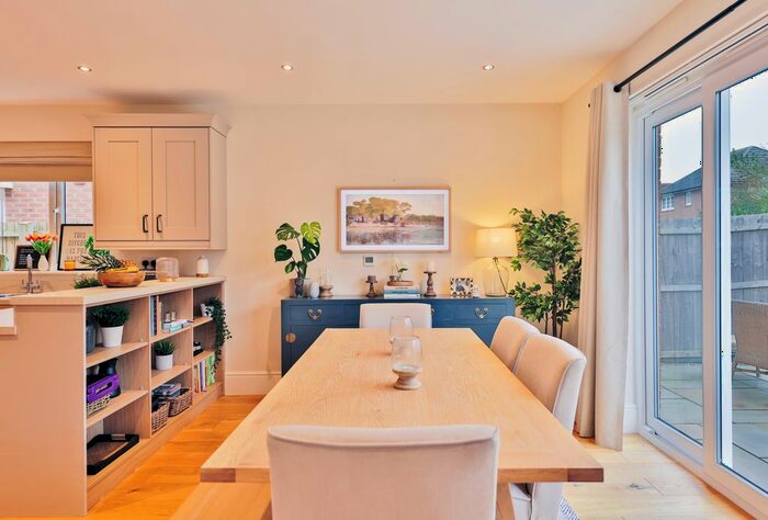 4 Bedroom Detached House To Rent In Miller Road, Clifton Moor, York, North Yorkshire, YO30