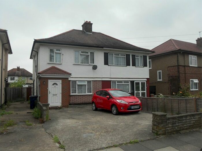 3 Bedroom Semi-Detached House To Rent In Northolt, Middlesex, UB5