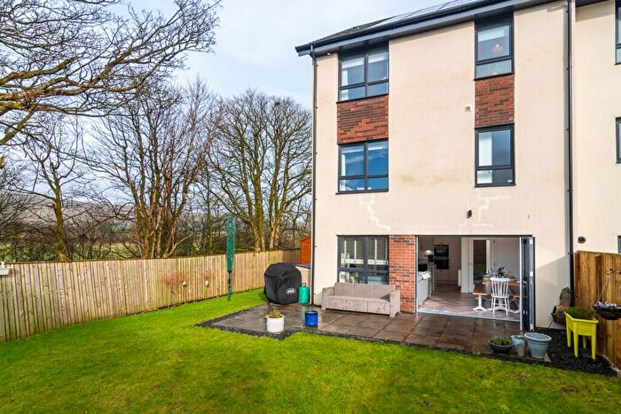 4 Bedroom Property For Sale In Broomhill Drive, Kirkintilloch, G66