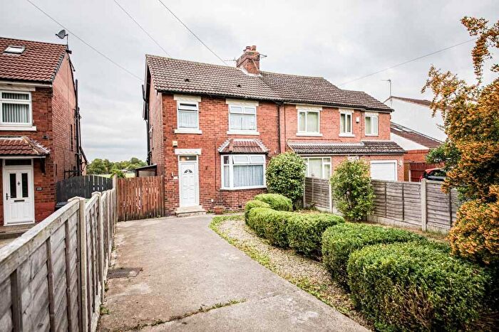 3 Bedroom Semi Detached House To Rent In Talbot Road, Roundhay, Leeds, West Yorkshire, LS8