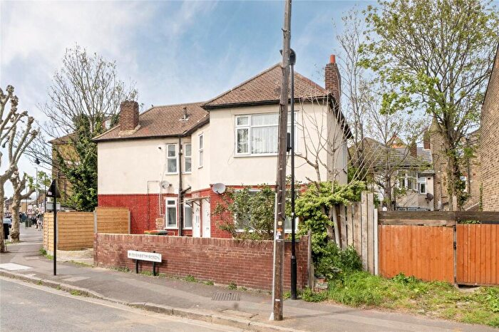 2 Bedroom Maisonette For Sale In Elizabeth Road, East Ham, London, E6