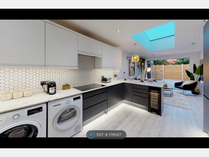 5 Bedroom Terraced House To Rent In Hubert Road, Birmingham, B29