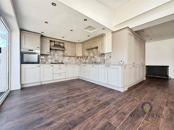 5 Bedroom Semi-Detached House To Rent In Birmingham Road, Lickey End, Bromsgrove, Worcestershire, B61