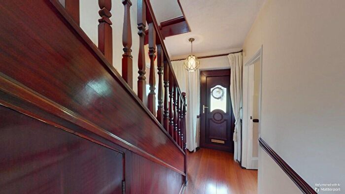 2 Bedroom End Of Terrace House For Sale In Cornwell Crescent, Stanford-Le-Hope, Essex, SS17