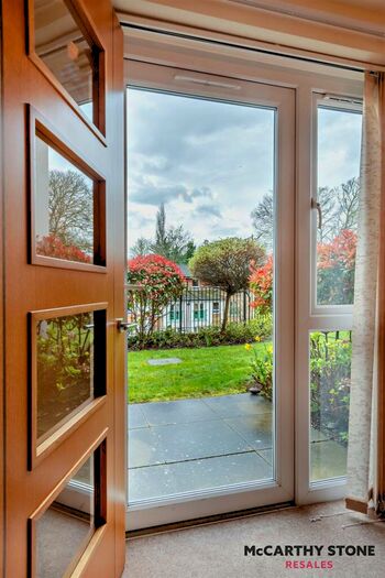 1 Bedroom Apartment For Sale In Wherry Court, Yarmouth Road, Thorpe St. Andrew, Norwich, NR7