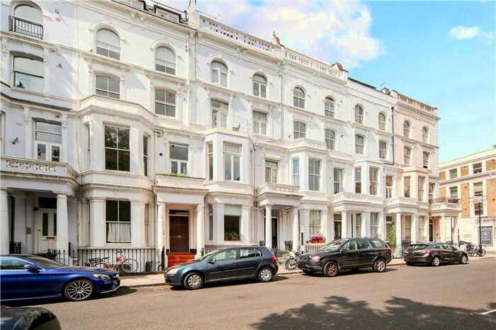 Studio To Rent In Powis Square, London, W11