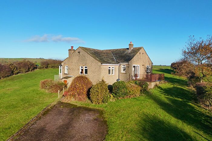 4 Bedroom Detached Bungalow To Rent In Newall Carr Road, Newall With Clifton, LS21