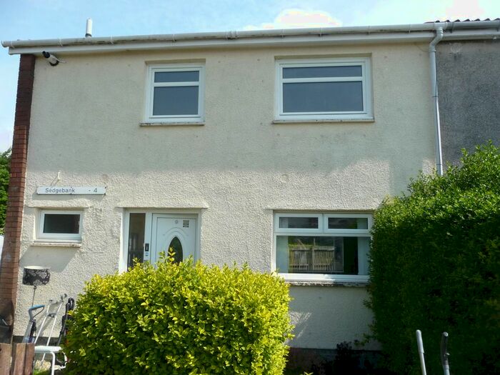 3 Bedroom End Of Terrace House To Rent In Sedgebank, Livingston, EH54