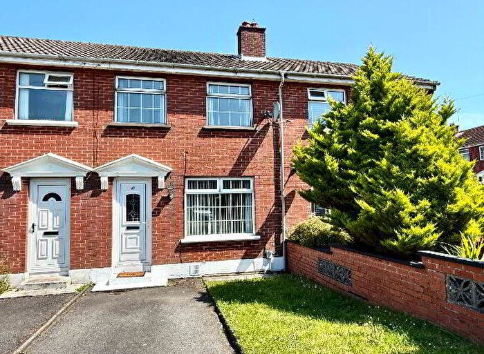 3 Bedroom Mid Terraced House For Sale In Kingsmere Gardens, L'Derry, BT47