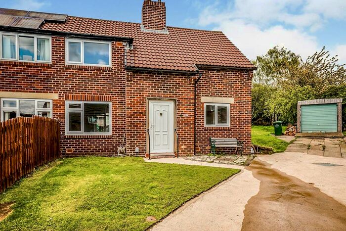 2 Bedroom Semi-Detached House To Rent In Ings Way East, Lepton, Huddersfield, HD8