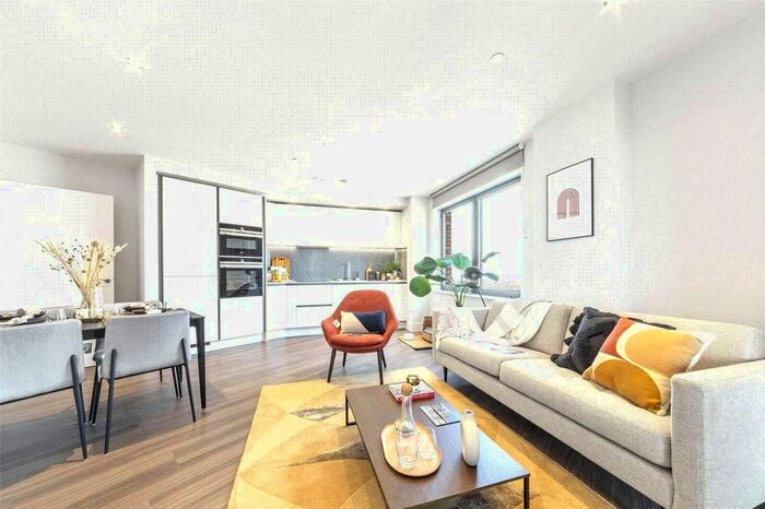 2 Bedroom Flat To Rent In Uncle Southall, Merrick Road, Southall, UB2