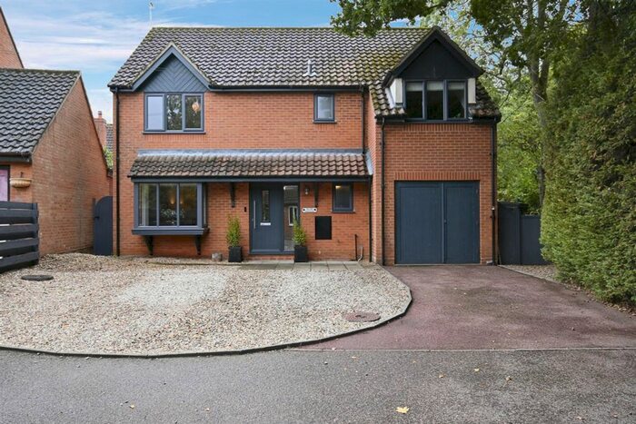 4 Bedroom Detached House For Sale In The Street, Brockford, Stowmarket, IP14