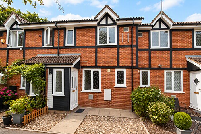 1 Bedroom Terraced House To Rent In Hawthorn Close, Hounslow, TW5